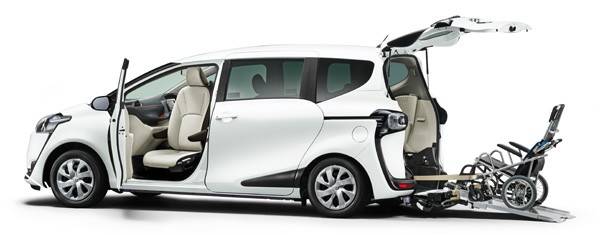 シエンタ ウェルキャブ 助手席回転チルトシート車 X “B タイプ”〈オプション装着車〉
