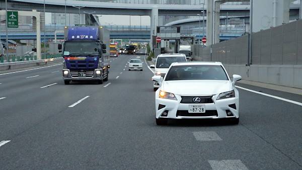 TOYOTA_JIDO_UNTEN_01