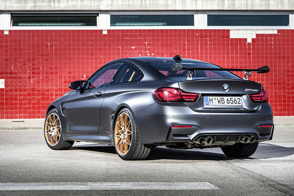 BMW 東京モーターショー　M4 GTS