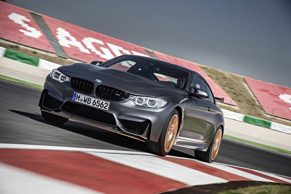 BMW 東京モーターショー　M4 GTS
