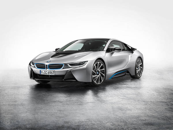 P90131412_highRes_the-bmw-i8-09-2013