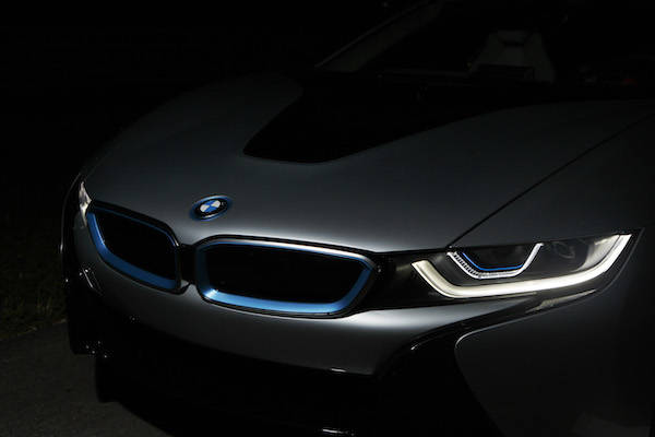 P90131973_highRes_bmw-i8-laserlight-09