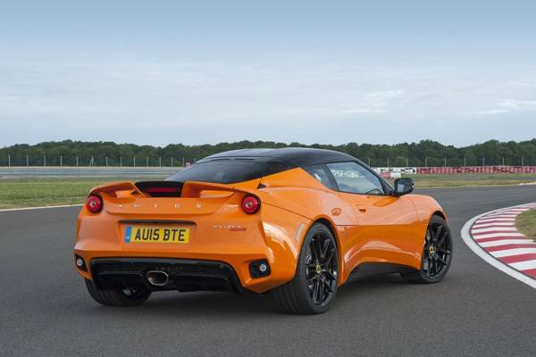 evora400_02