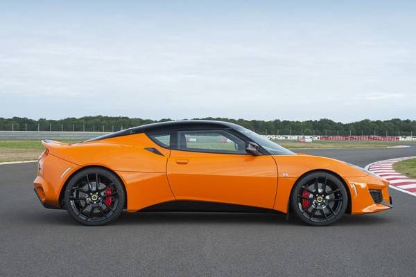 evora400_03