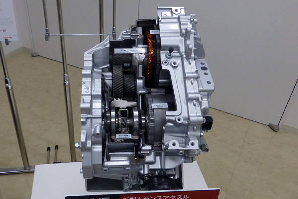 トヨタ　新型プリウス　トランスアクスル