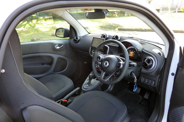 スマート fortwo 試乗