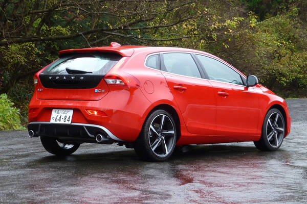 　V40 D4 R-DESIGN  試乗