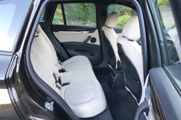 BMW 新型X1 xDrive20i xLine試乗
