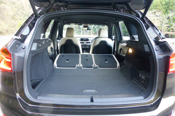 BMW 新型X1 xDrive20i xLine試乗
