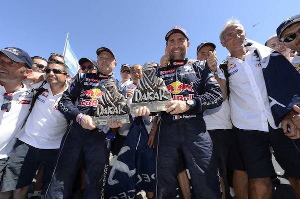302 PETERHANSEL Stephane (fra) COTTRET Jean Paul (fra) PEUGEOT ambiance victory during the Dakar 2016 Argentina,  Bolivia, Etape 13 / Stage 13,  Villa Carlos Paz – Rosario, Finish - Podium  from  January 16, 2016 - Photo Eric Vargiolu / DPPI