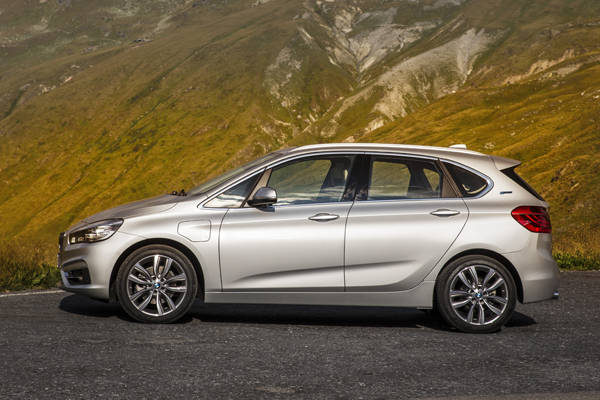 BMW 225xe