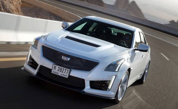 CADILLAC_CTS-V_01