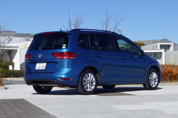 VW　トゥーラン　試乗