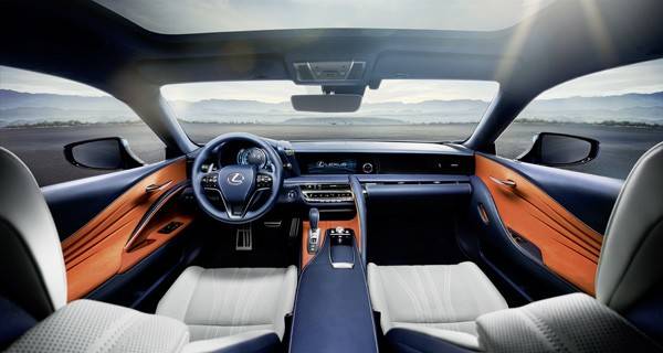 LC500h_WORLD_PREMIERE_04