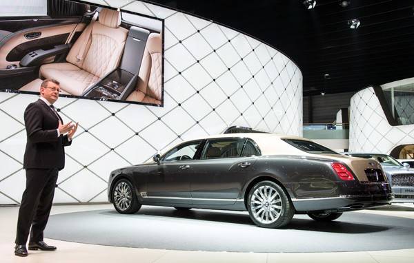 160302BENTLEY_GENEVA_02