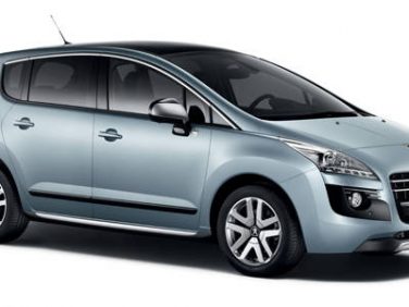 プジョー3008Hybrid4の画像
