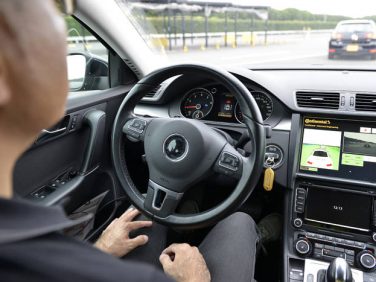 コンティネンタル　自動運転　コックピット