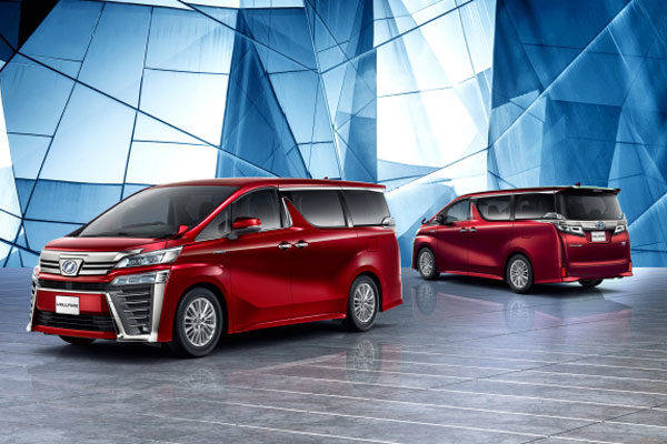 トヨタ、アルファードとヴェルファイアに予防安全パッケージ「Toyota Safety Sense」を標準装備するなどマイナーチェンジ