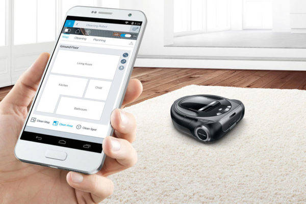 ボッシュ　CES2018　スマート掃除ロボット　Roxxter
