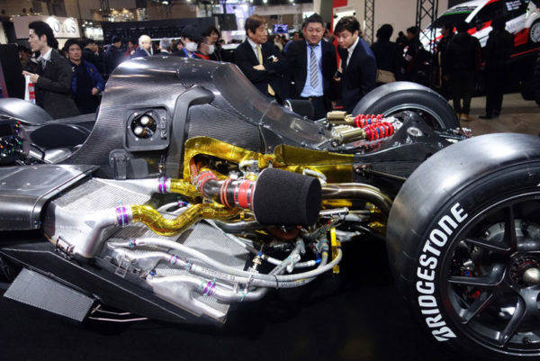 トヨタ GRスーパースポーツコンセプト リヤ部のレイアウト
