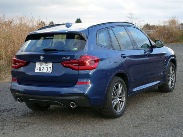 VOL.100 吉田由美のピンポイント＆チャーム　BMW　X3　リヤスタイル