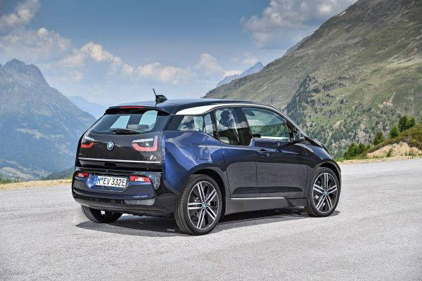 BMW 新型 BMW i3 リヤスタイル
