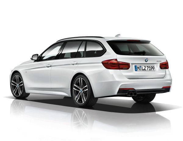 BMW　3シリーズ　M Sport Edition Shadow　ツーリング　リヤスタイル