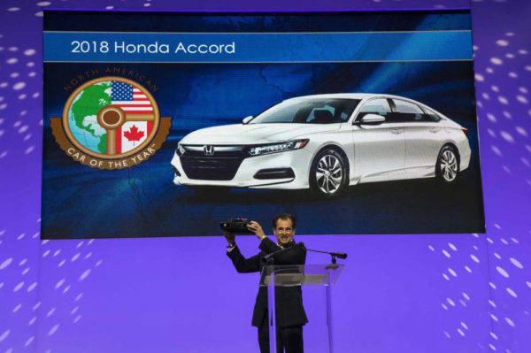 ホンダ　アコード　2018 North American Car of the Year受賞