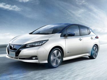 平塚市と日産、ララポート湘南平塚が電気自動車の普及に向けた共同の取り組みを実施