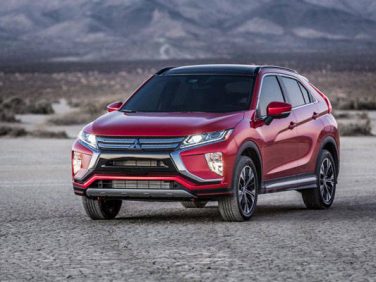 三菱 新型コンパクトSUV「エクリプス クロス」の北米仕様車を出荷開始
