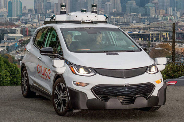 GM　クルーズAV　アメリカで自動運転レベル5の公道走行認可