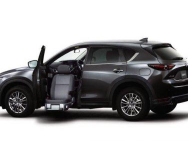 マツダ「CX-5 助手席リフトアップシート車」を商品改良