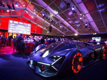ランボルギーニ・テルツォ・ミッレニオ パリ国際自動車フェスティバルに出展