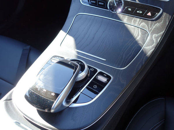 メルセデス・ベンツ　E350e　試乗　E350eAVANGARED SPORTS センターコンソール　モード切り替えスイッチ