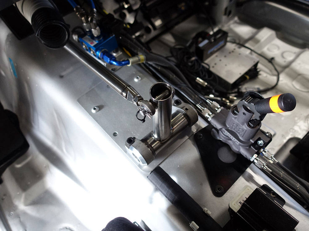 Lever changing sequential and brake balance