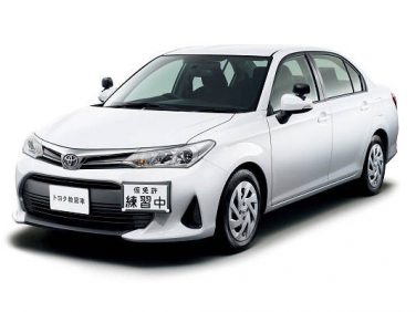 トヨタ、新型の教習車「トヨタ教習車」を発売
