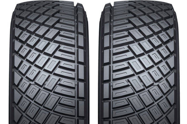 住友ゴム　ダンロップ　ラリー/ダートラ用タイヤ　ディレッツァ88R　左右専用トレッドデザイン　DT−R　DT−L