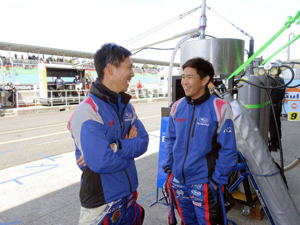 スバル STIの先端技術 決定版 Vol.9　スーパーGTマシンテスト　山内英輝　井口卓人