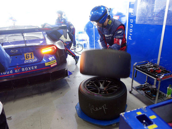 スバル　スーパーGT　GT300　BRZ　富士スピードウェイ　公式テスト　タイヤ