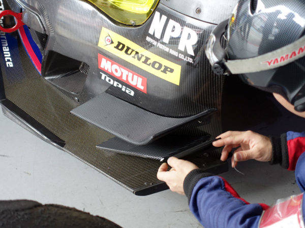 スバル　スーパーGT　GT300　BRZ　富士スピードウェイ　公式テスト　カナード