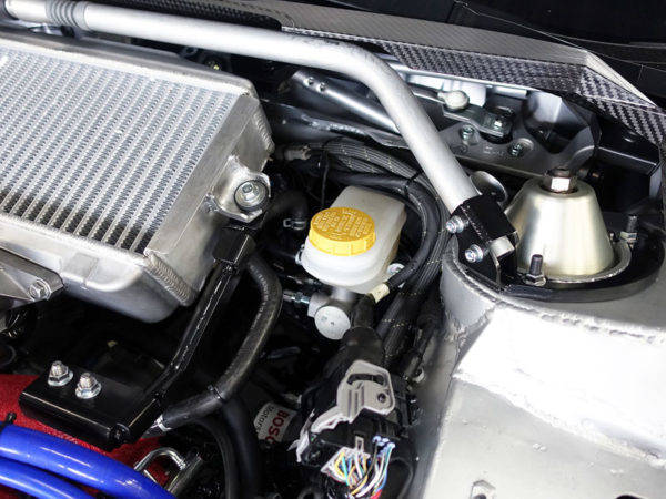 スバル STIの先端技術 決定版 Vol.8 スバル WRX STI 国内最終テスト マスターバック付きブレーキ