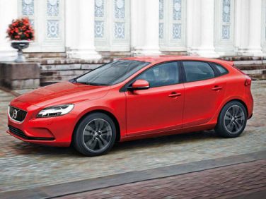 ボルボ ナビ、ドライブレコーダーを装備した「V40 T3 NAVI Edition」を発売