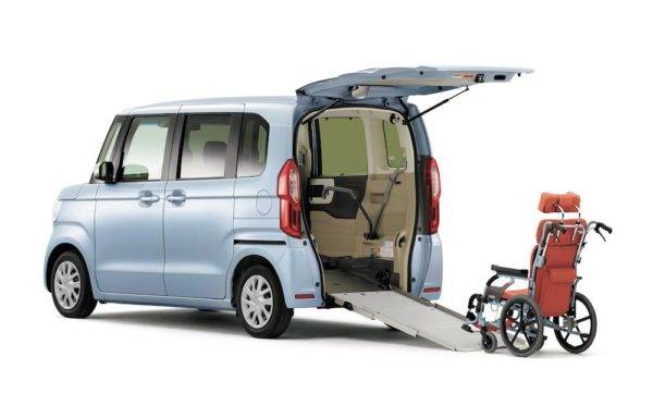 ホンダ　N-BOX　スロープ仕様