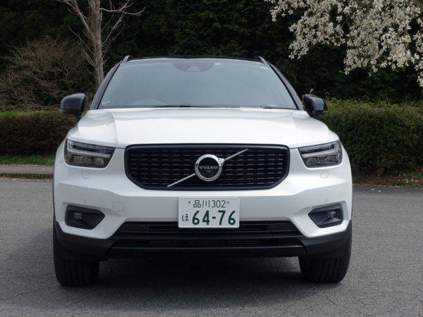 ボルボXC40　試乗　フロントフェイス