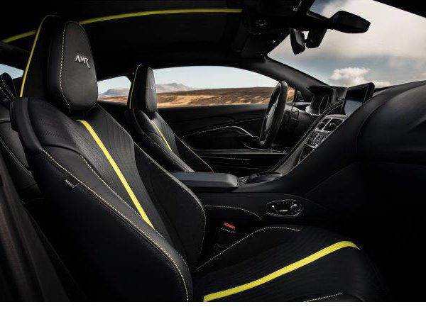 アストンマーチン　DB11AMR　インテリア