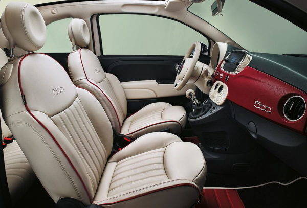 フィアット　500C 60th（シックスティース）　インテリア