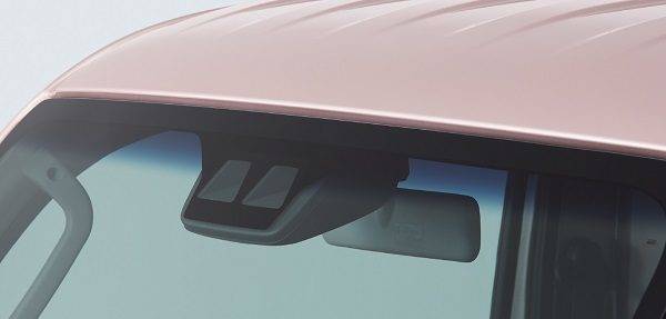 ダイハツ　ハイゼットトラック　一部改良　スマートアシストIIIt　小型ステレオカメラ　IR&UVカットフロントガラス
