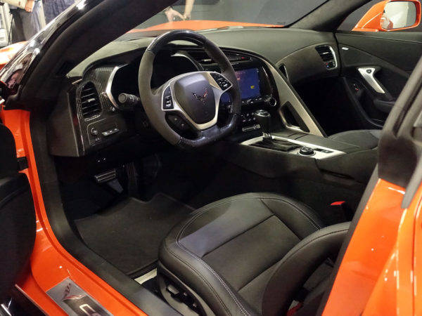 CHEVROLET FAN EVENT2018（シボレー ファン イベント2018）　シボレーコルベット グランスポーツ"Sebring Orange 65 Edition"　コックピット