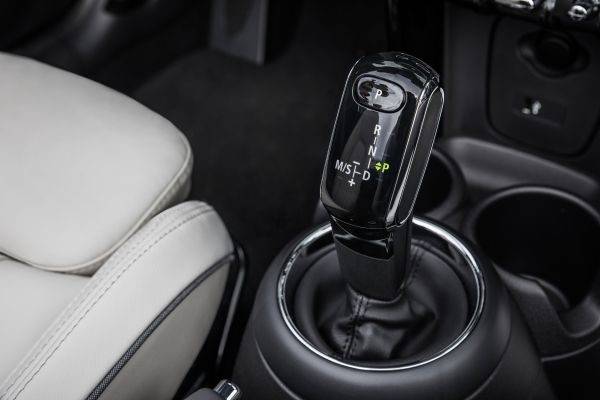 BMW　新型MINI 　セレクターレバー　デュアルクラッチ