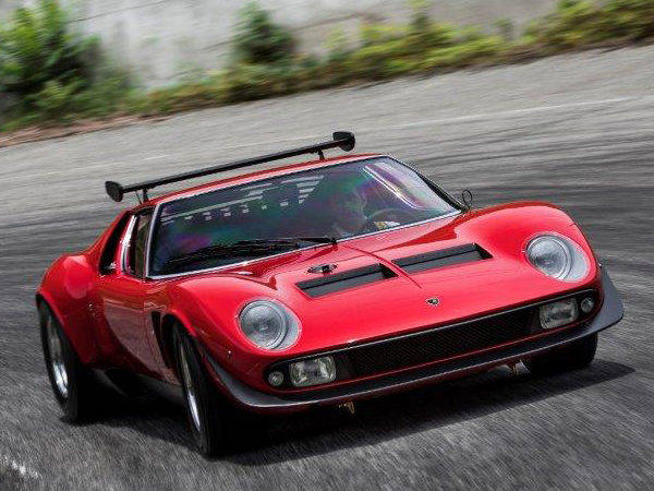 ランボルギーニ・ポロストリコ　ミウラSVR　走行風景